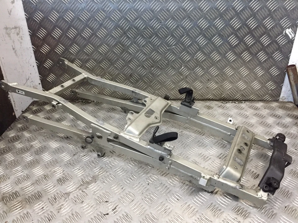 SUBMARCO KAWASAKI ZX6 R G1 1998 Foto 3 de 3