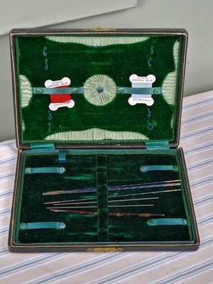 Vintage Reise Nähset Box