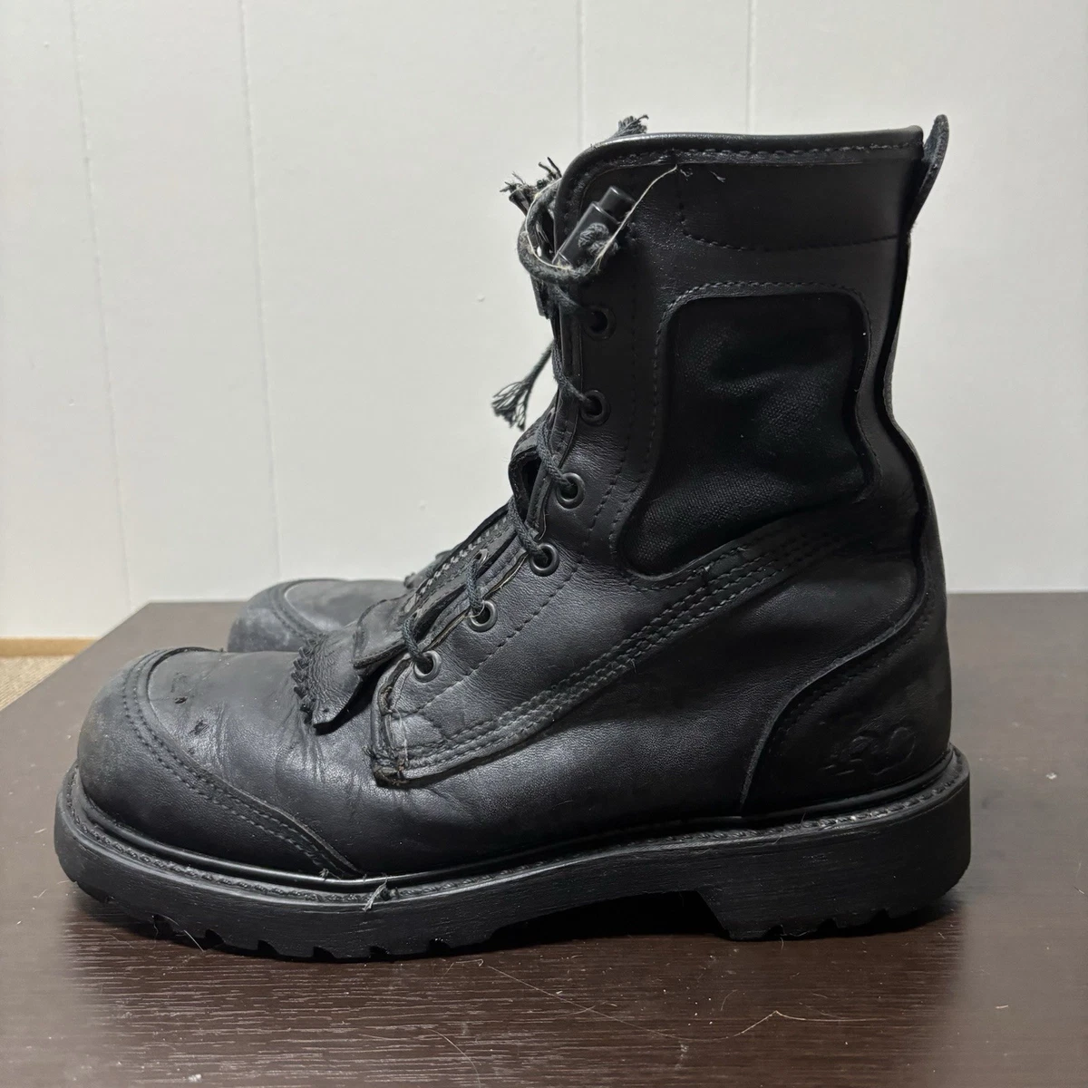 Black PRO Warrington Leather Boots for Men for Sale | Shop  display picture 2