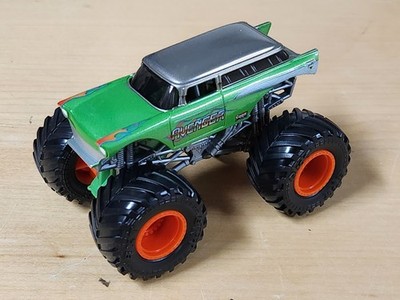 Avenger Nirto Neon MONSTER JAM Truck From 2 Pack 2025 1/64 Spin Master Series 33
