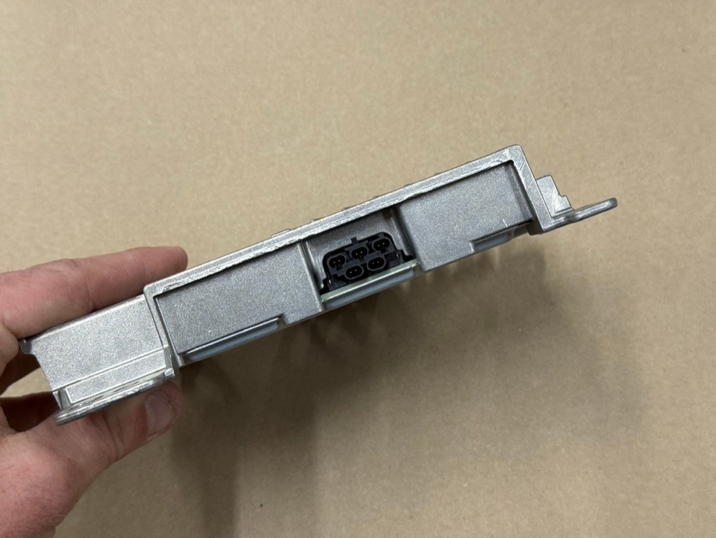 2024 Ford Mustang S650 Gateway Control Module 