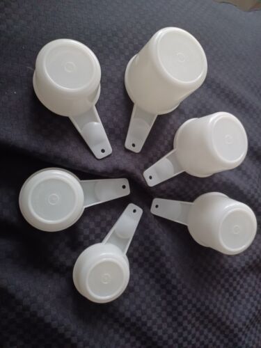 6er SET WEISSE transparente TUPPERWARE MESSBECHER VINTAGE VERSCHACHTELT SELTEN blickdicht - Bild 2 von 3
