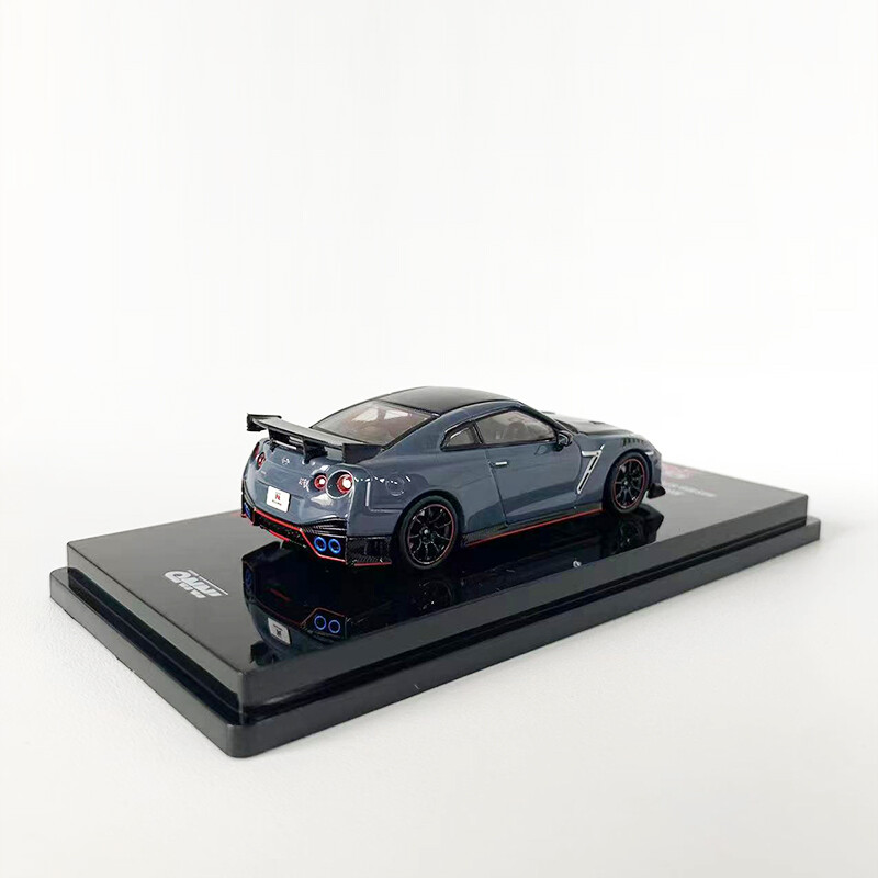 INNO 1:64 Nissan GT-R (R35) NISMO Alloy Vehicle Model Car
