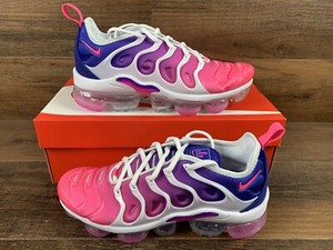 pink and purple vapor max