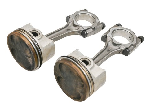 16 John Deere Gator XUV590i Pistons & Rings