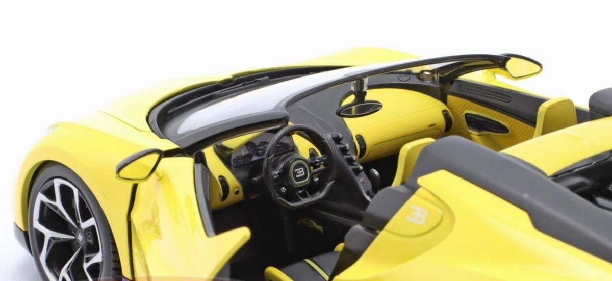 Modellino Maisto 1:18 Bugatti Mistral Giallo Edizione Speciale 2024 - Diecast