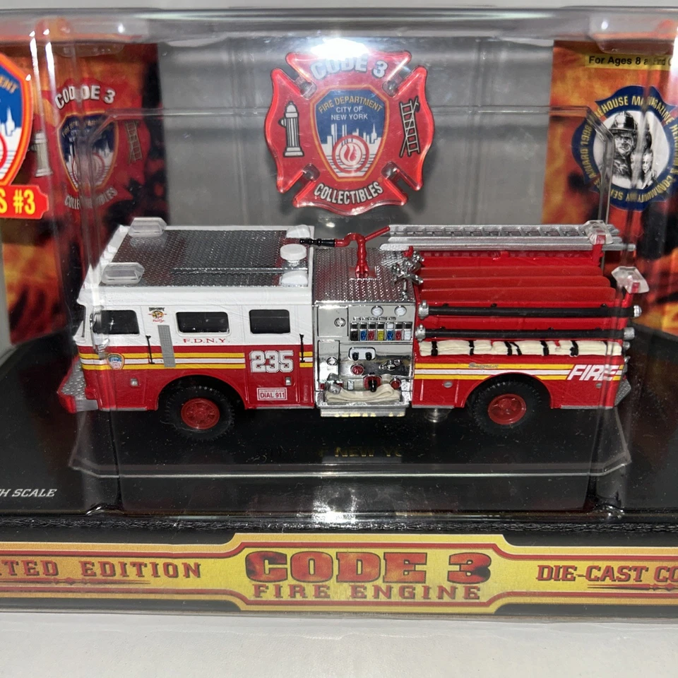 CODE 3 FDNY SEAGRAVE #235 FIRE ENGINE 1:64 DIE CAST MODEL 1998 NEW BOXED - Image 2 of 4