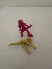 Cuties Figures Lot of 2 Mattel 1986 C.U.T.I.E.S Coolest Ultra Tiny Earth Muscles