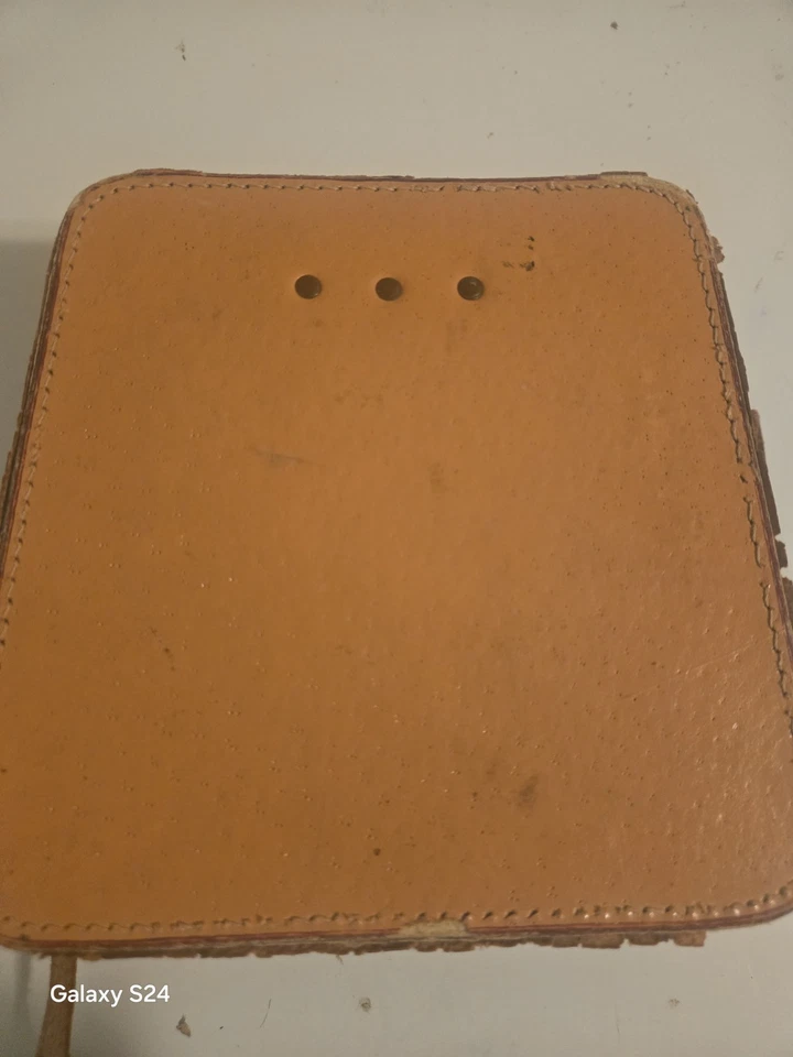 老式双筒望远镜琥珀色涂层光学 #3804 阅读说明 — 第 2/4 张图片