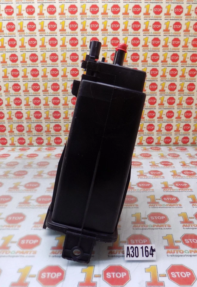 Nissan Pathfinder 2013-2015 bote de vapor de combustible 14950-7Y000 OEM Foto 2 de 4