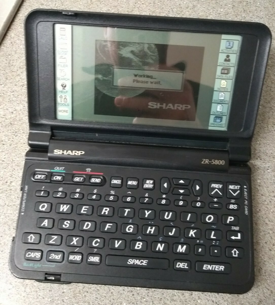 Sharp Zaurus ZR-5800 PDA Personal Organizer Vintage - Read