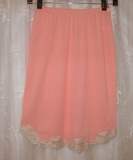 NEW VINTAGE SMALL SEARS SALMON SILKY NYLON LACE HEM 20" LONG HALF SLIP