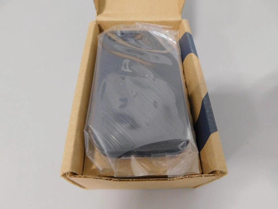 Poly / Plantronics Voyager 5200 UC, B5200,WW POTE16 206110-101 New - Image 4 of 4