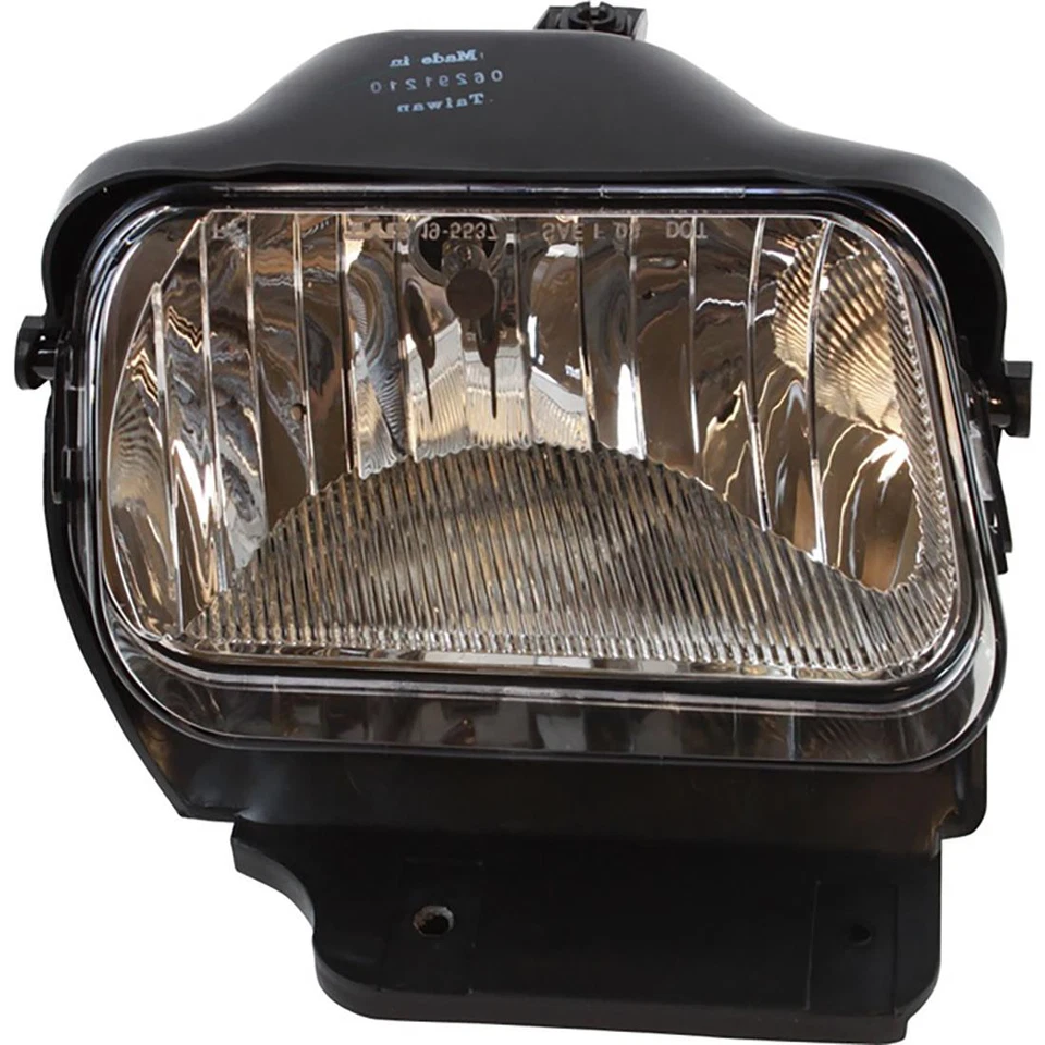 Conjunto de luces antiniebla izquierda derecha TYC 2 piezas para Chevrolet Silverado 1500 2005-2006 Foto 4 de 4
