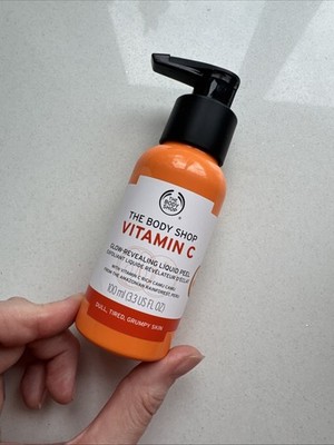 The Body Shop - Vitamin C Glow-Revealing Liquid Peel - 100 ml