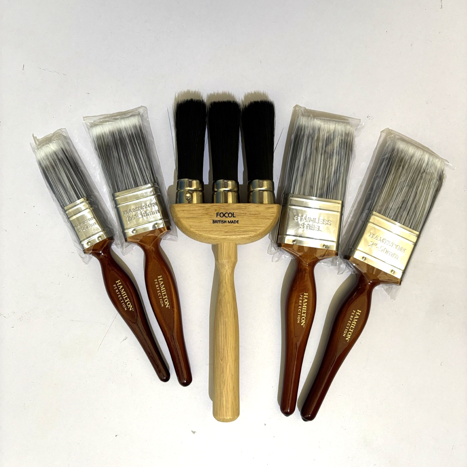 Hamilton Perfection Synthetic Paint Brush Set & British 3 Ring Dust Brush No Pkg