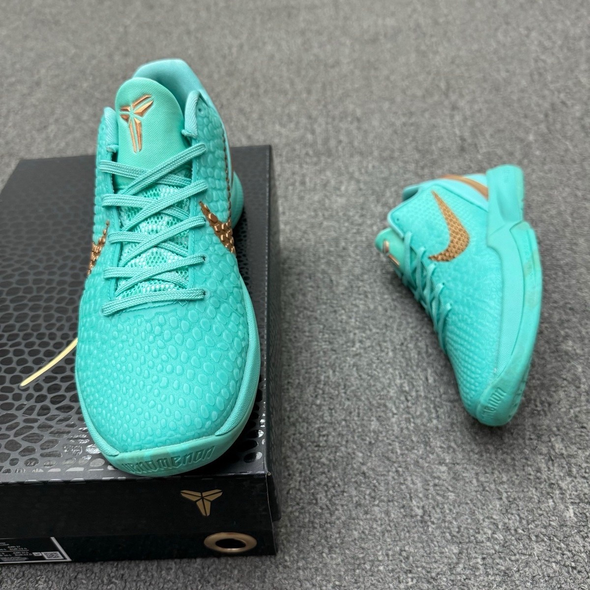 Size 8 - Jalen Brunson x Nike Zoom Kobe 6 Protro Statue of Liberty