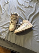 Jordan 1 Mid Gs Pink Wash Violet Frost White Size 6Y