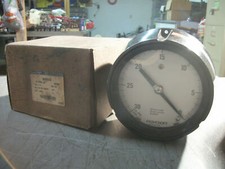 ASHCROFT DURAGAUGE 4-1/2" PRESSURE GAUGE 1NA36250-005 0-30PSI NIB