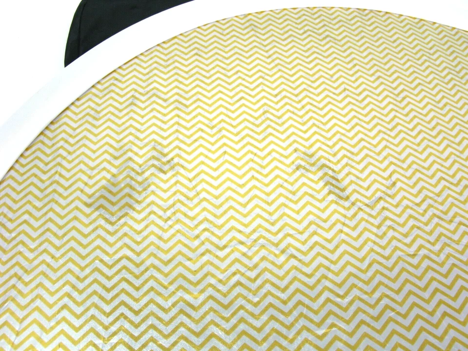 Interfit 60cm Softsun Gold/Silver Collapsible Round Light Reflector - Image 2 of 2