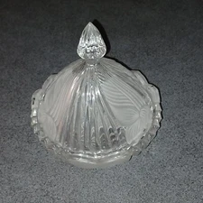 Sutton Place Lead Crystal Lidded Candy Dish With Frosted Etched Trillium Leaves