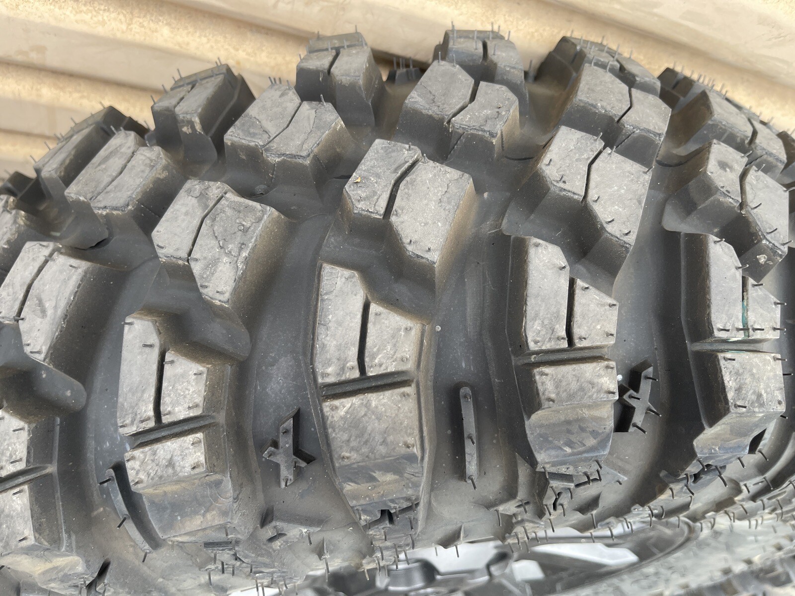 42024 POLARIS XPEDITION WHEEL / TIRES 30X10x15 30x11x15 PRO ARMOR