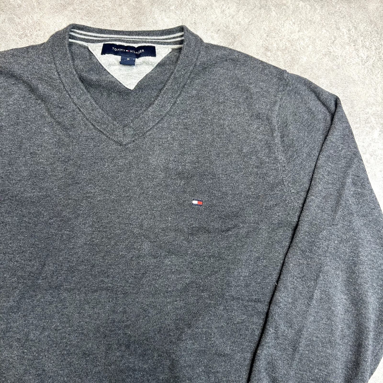 Tommy Hilfiger Jumper Mens Knit V-Neck Knitted Sweater, Grey, Medium image 4