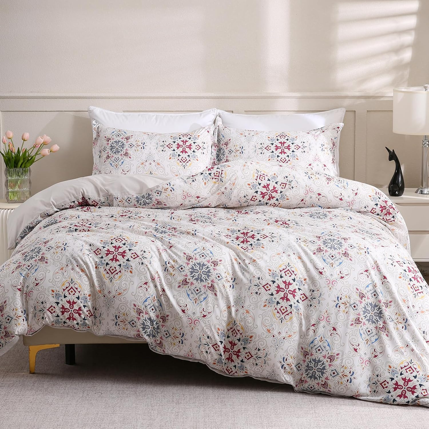 Queen Size Duvet Cover Set - 3 Piece, Vintage Charm Design, 100% Brushed Microfi