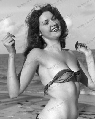 sexy christmas lingerie women 8x10 Print Sexy Amateur Brunette Pin Up Beach Posed 1940's #2016516 A