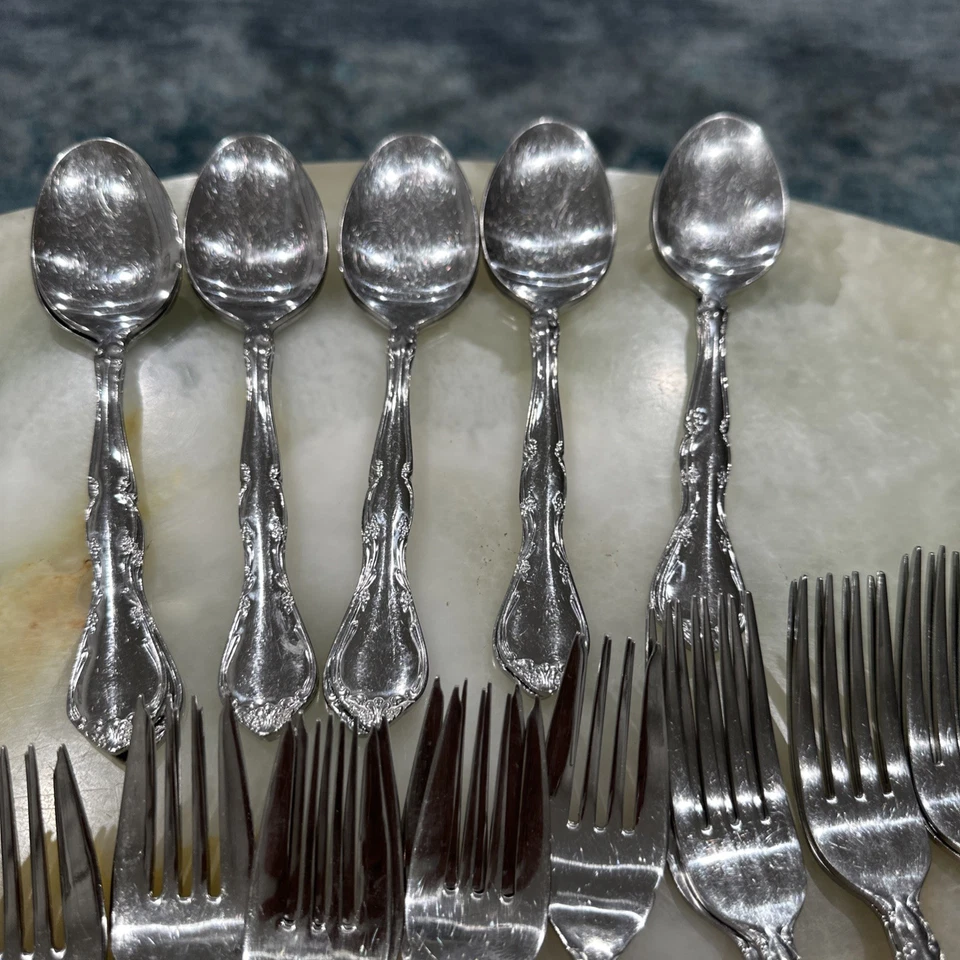 51 PCs "Winter Rose" Supreme TOWLE 18-8 Service for 8 W/extra Pieces Serving - Image 3 of 4