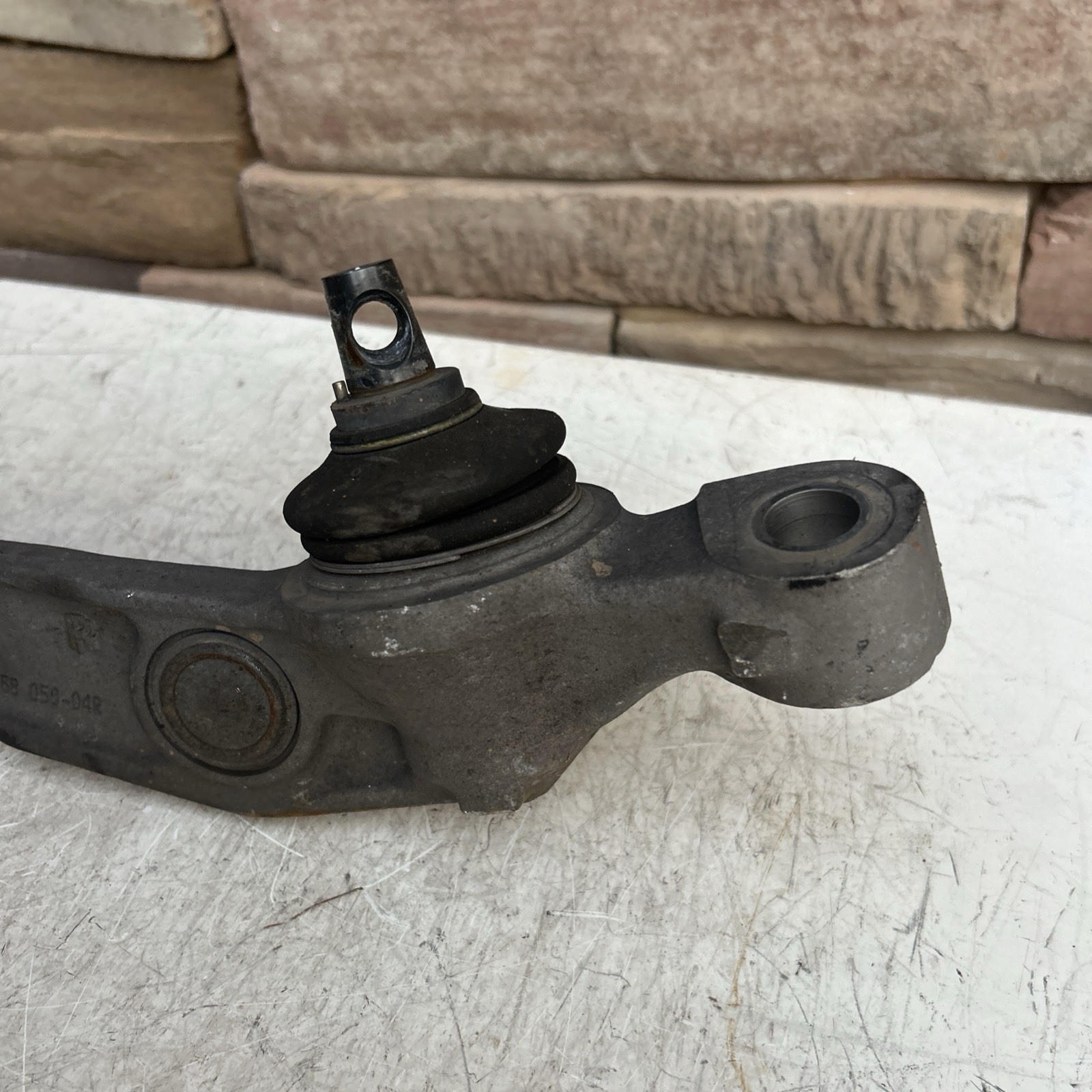 Right Front Suspension Control Arm For Rolls-Royce Phantom RR1 RR2 31122180523