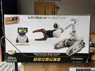 New Bright iRobot 710 Kobra Land Drone 1:3 R/C Tactical Ops Robot