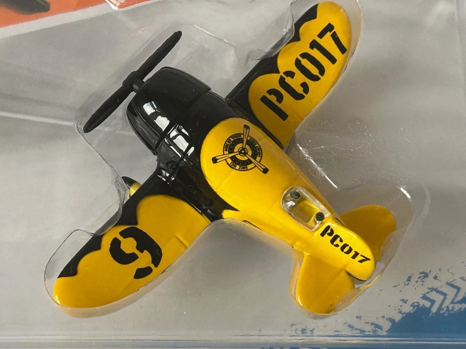 Gee Bee Super Sport modelo de aeronave engraçada brinquedo fundido Maisto escala 1:72-1:100 - Imagem 2 de 4