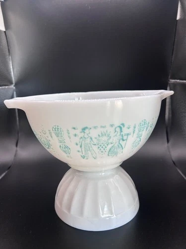 Vintage Pyrex Amish Butterprint 441 Cinderella Mixing Bowl 1-1/2 Pint Turquoise