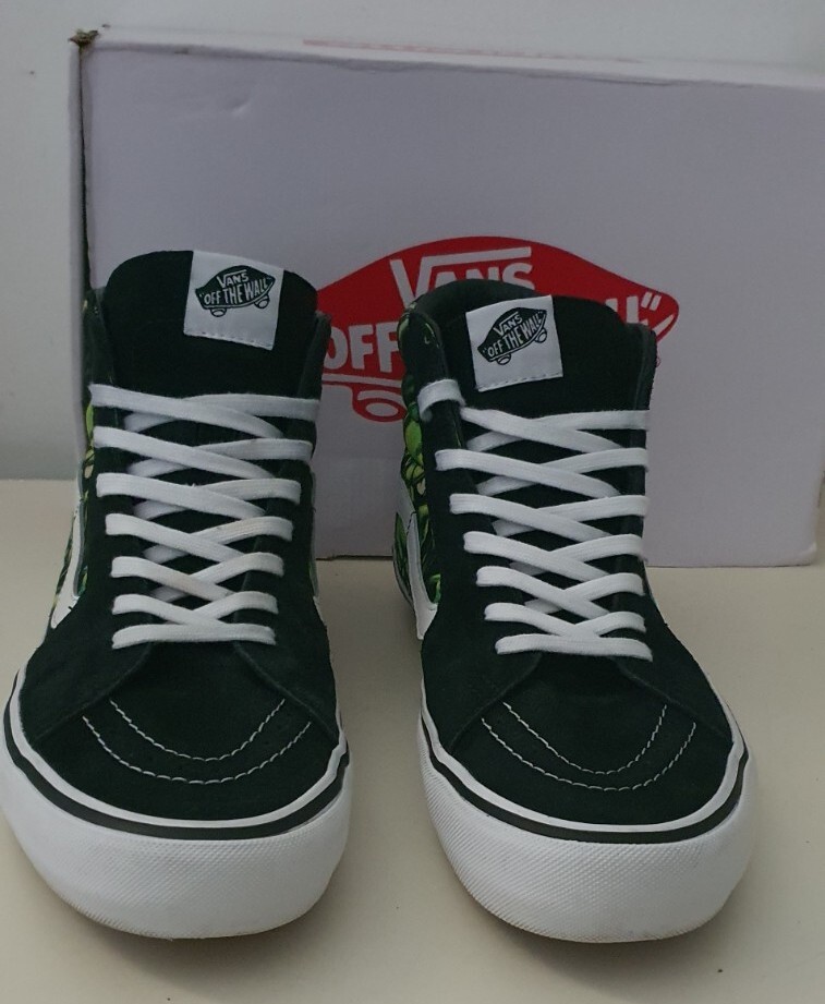 SS18 Supreme x Vans Skull Pile Sk8-Hi UK 10 US 11 EUR 44.5