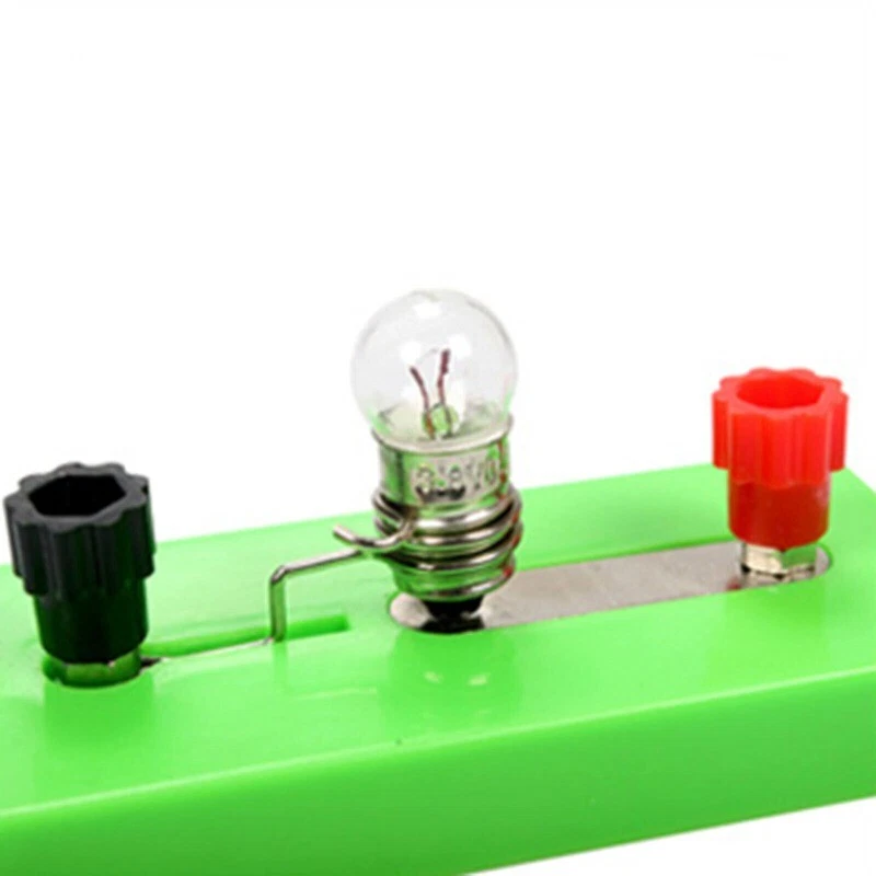 50x E10 DC 1.5V/2.5V/3.8V 0.3A/0.5A Warm White Light Bulbs, Miniature Screw Base - Image 4 of 4