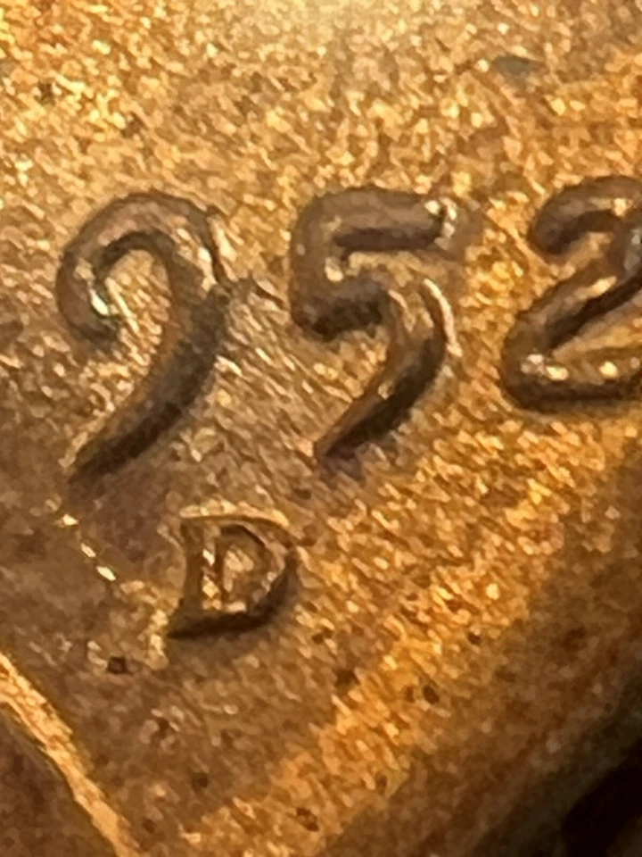 1952 D/D Lincoln Cent Inverted “D” In Date RPM Possible Die Chip Choice BU Red - Image 4 of 4