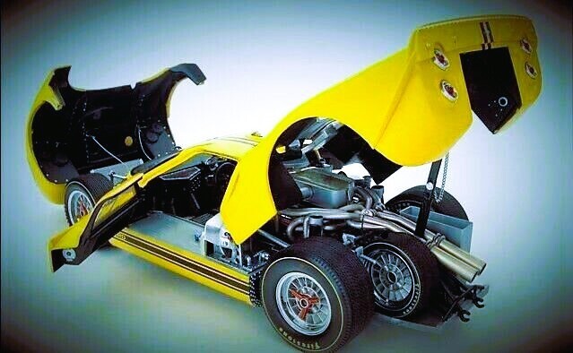 Ford GT40 Race Car Le Mans Racing w/V8 Engine/Custom Metal Body 1:18 Scale Model