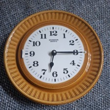 Schöne Wanduhr mit Keramikplatte –Dugena-warscheinlich 50 er Jahre
