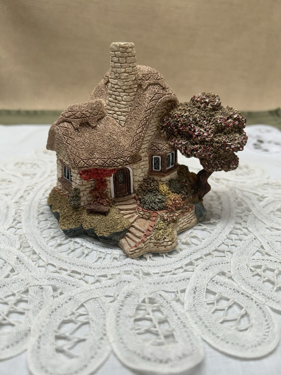 Lilliput Lane Cottage 'Beehive Cottage' | eBay