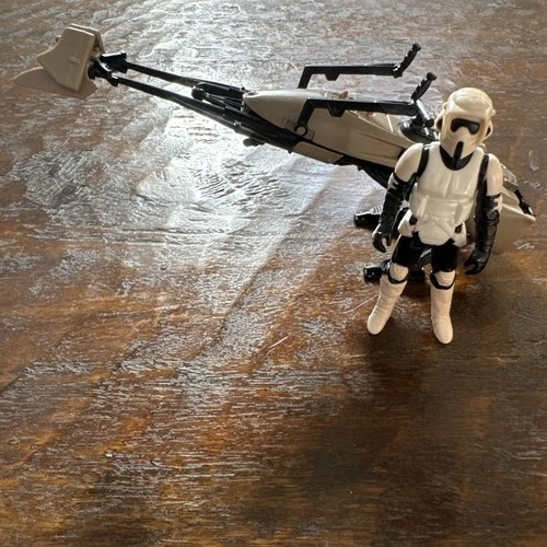 Vintage 1983 Kenner Star Wars Speeder Bike and Biker Scout Trooper Set ROTJ