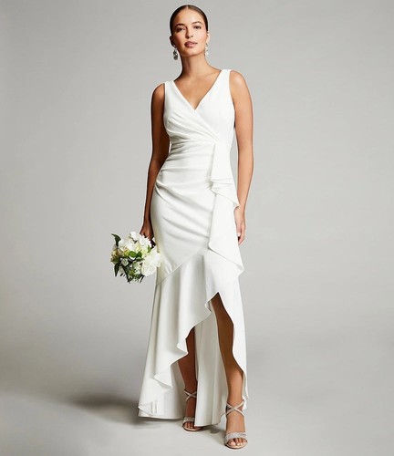 New Betsy & Adam Bridal Wedding Spiral Ruffle Cascade Formal Gown Sz 2 STUNNING
