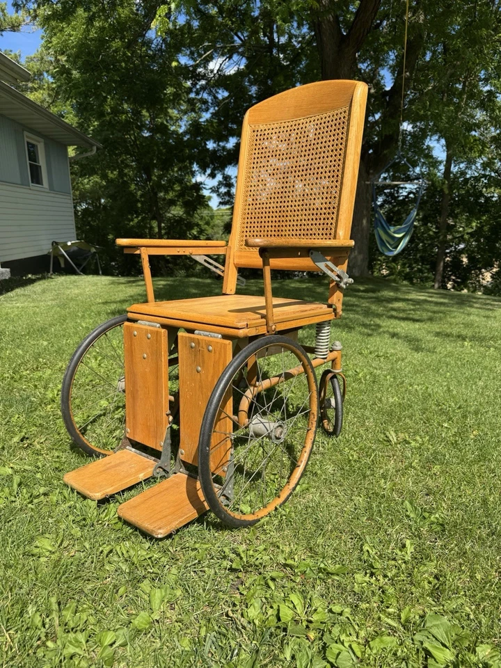 Cadeira de rodas/cômoda início dos anos 1900 - Imagem 3 de 4