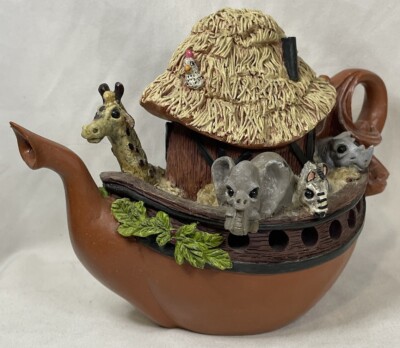 Pete Apsit Miniature Tea Noah's Ark Holy Herd Ark Teapot Read Description