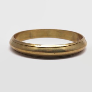 Vintage-Gold-Tone-Bangle-Bracelet