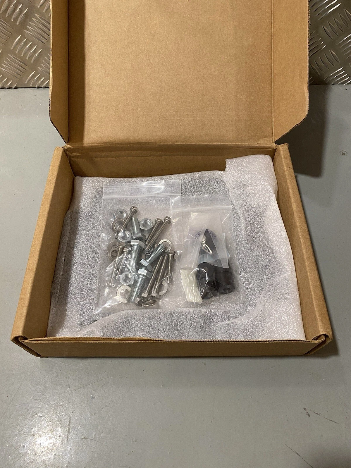Trimble SNR910 Mountain Bracket Kit 67641 Brand New In Box 2 Available 5