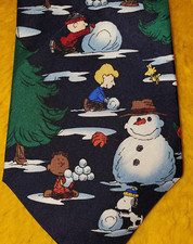 SNOOPY PEANUTS MENS WINTER CHRISTMAS TIE "THE PERFECT SNOWMAN" 57"
