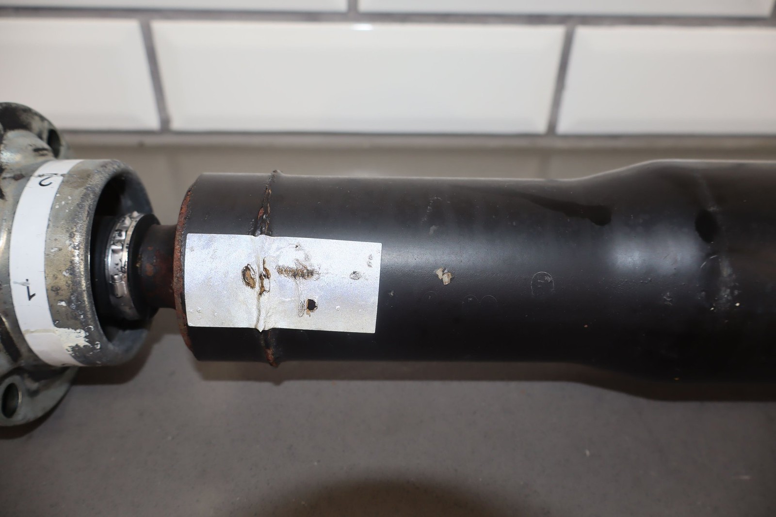 14-17 Maserati Ghibli 3.0T AWD Rear 2 Piece Drive Shaft OEM (06700085460) 77K