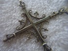 A VINTAGE GEO ART CYNTHIA GALE STERLING SILVER STYLIZED CROSS PENDANT NECKLACE — photo 10