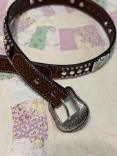 Nocona Rhinestone Western Belt Womens Size 28 Genuine Leather Concho Cowgirl